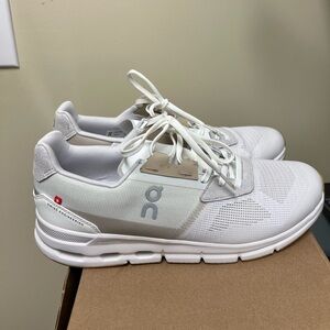On cloudrift sneakers. Size 9.5. Color: white/sand. Never worn.